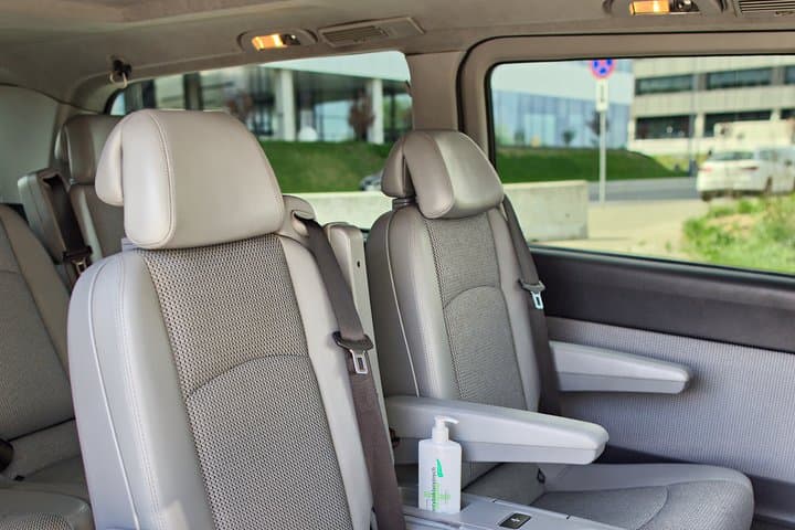 Private Door-to-Door Transfer from Krakow to Warsaw