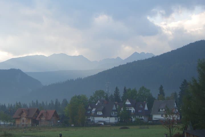 Low cost Poland in one week tour - by train with hotels & tours