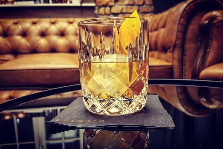 Premium Whisky Tasting and Food Pairing in Gdańsk