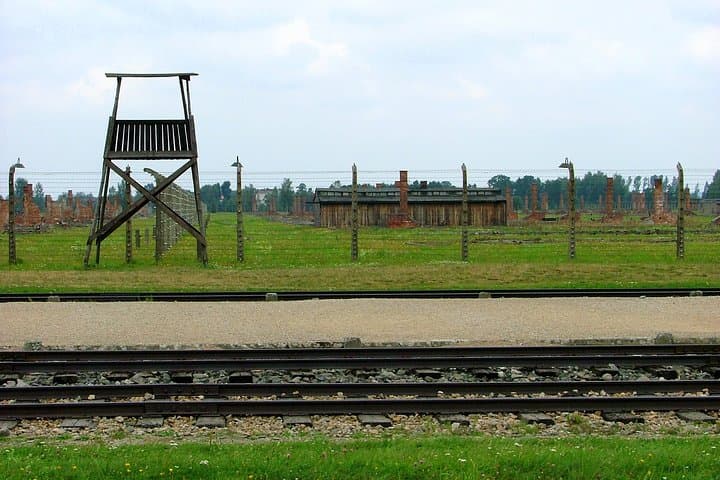 Kraków & Auschwitz-Birkenau Concentration Camp Full-Day Trip from Warsaw