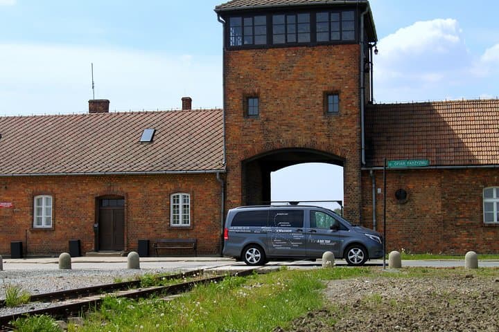 Kraków & Auschwitz-Birkenau Concentration Camp Full-Day Trip from Warsaw