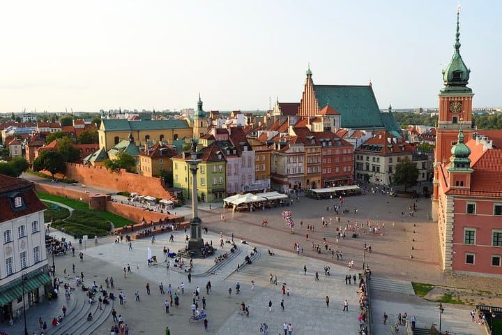 Private arrival OR departure transfer in Warsaw (hotel OR airport pick-up)