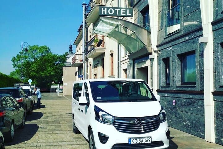 From Krakow to Budapest Airport Private Transfer