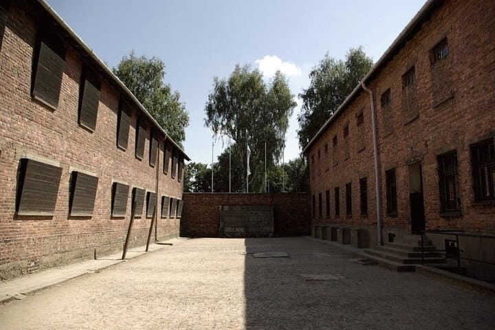 Auschwitz and Birkenau Guided Tour from Krakow