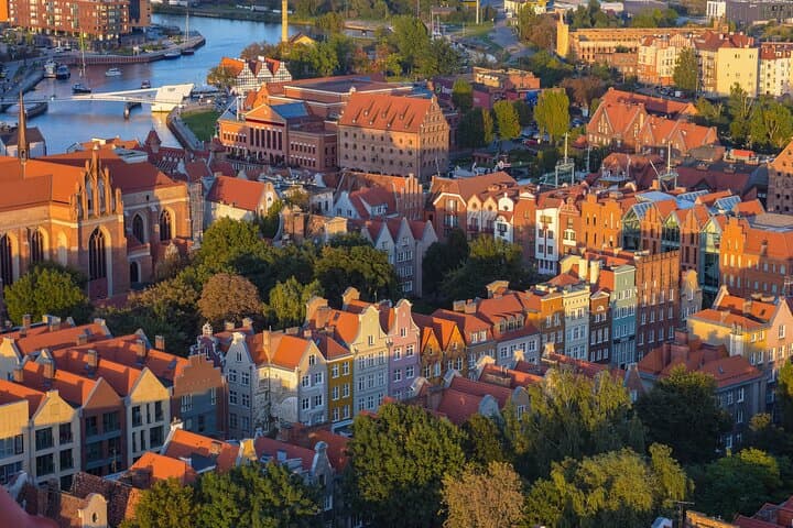Explore the Instaworthy Spots of Gdansk with a Local