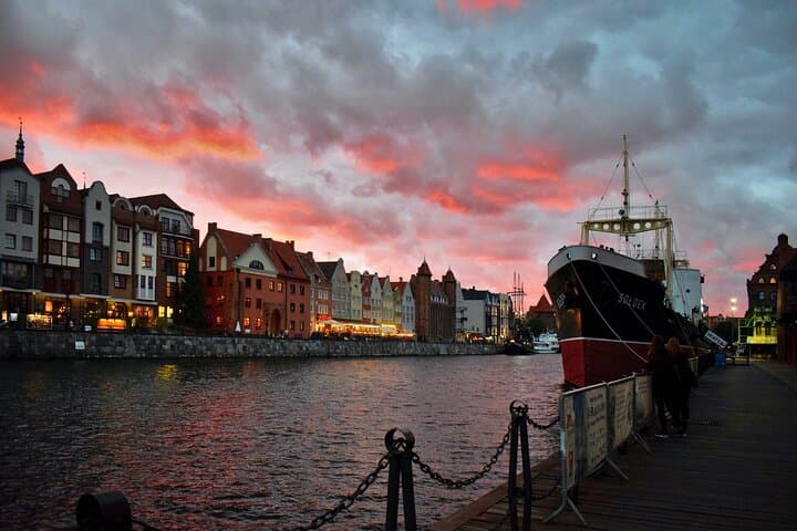 Surprise Walk of Gdansk with a Local