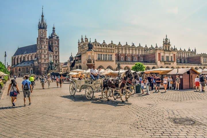 Krakow Private Walking Tour Including Kazimierz