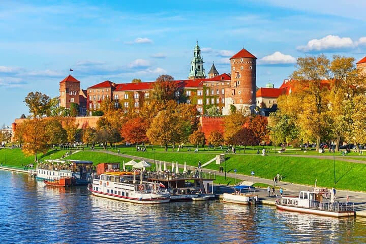 Krakow & Auschwitz day tour from Warsaw by private car with Lunch