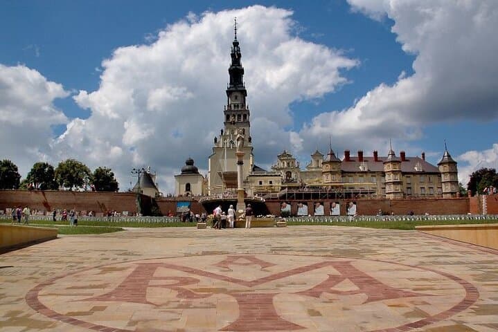 Jasna Gora & Black Madonna Small Group Tour from Warsaw with Lunch