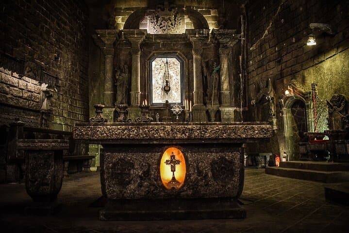 Salt Mine in Wieliczka guided tour with private transfer from Krakow