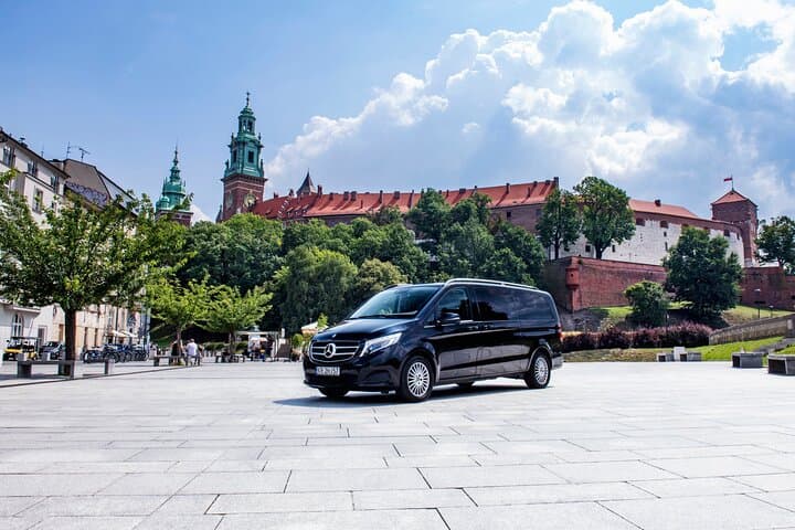 Krakow: Private Airport Transfer