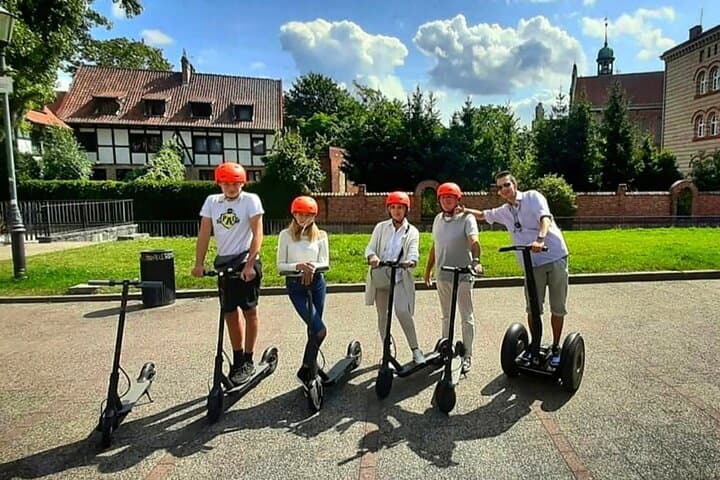 Electric Scooter Tour: Old Town Tour - 1,5-Hour of Magic!