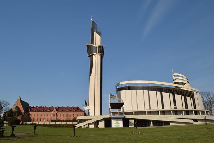 Częstochowa Black Madonna and Lagiewniki Tour from Krakow