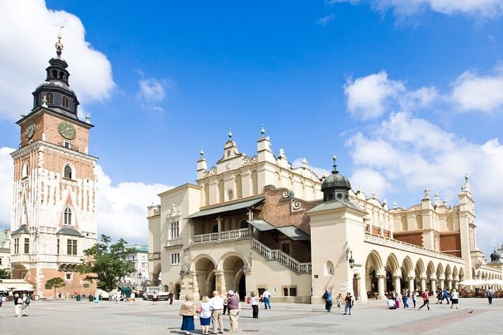 Private Transfer from Krakow to Krakow Balice Airport