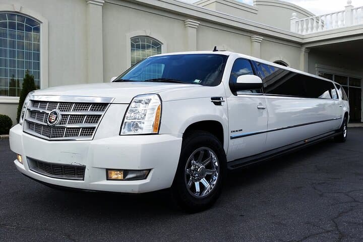 Krakow Airport (KRK) Premium Limo Transfer