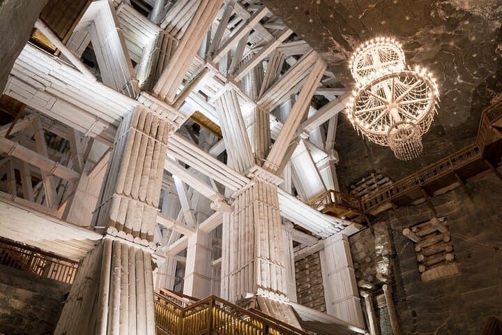 Auschwitz-Birkenau Memorial and Wieliczka Salt Mine 1-Day Tour