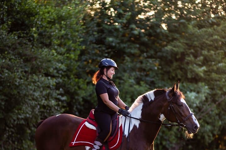 From Krakow: Horse Riding by the Lake Private Tour