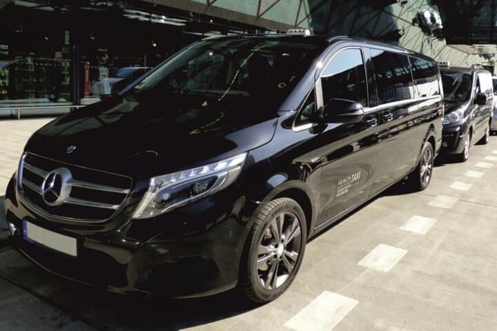 Private transfer | Krakow City - Krakow Airport Balice