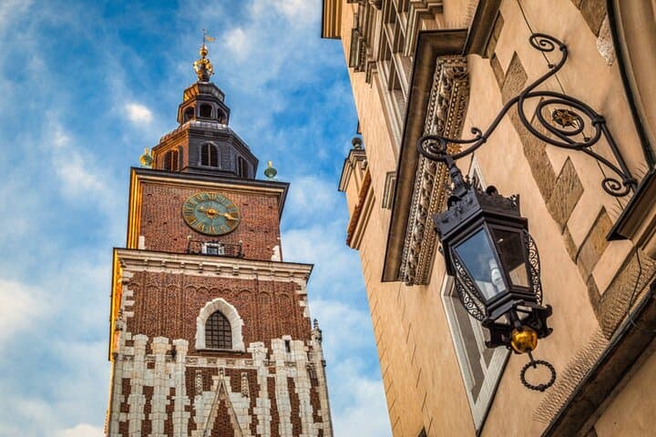 Krakow Old Town Mysteries: Exploration Game and Tour