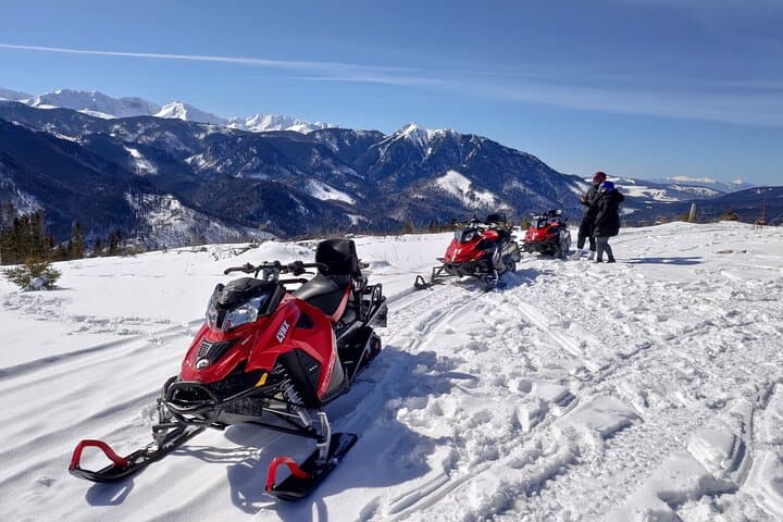 Blue skies, Tatra Mountains and Lynx Snowmobiles