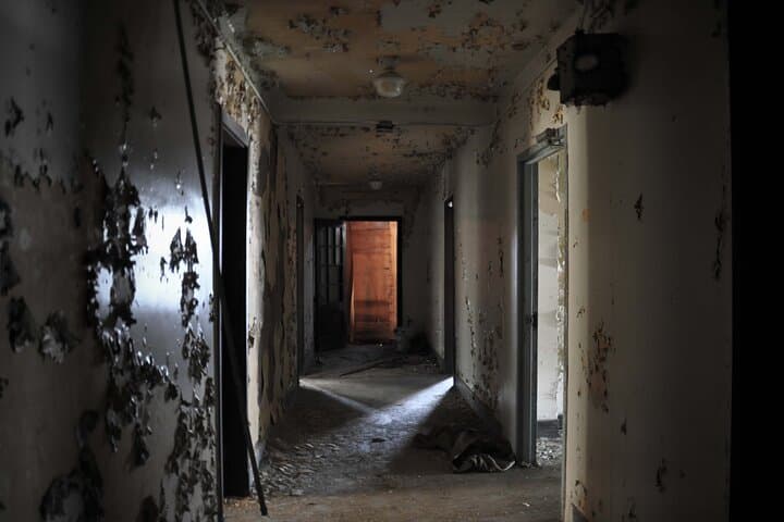 Cracow Horror House : SMALL GROUP /inc. Pick-up/