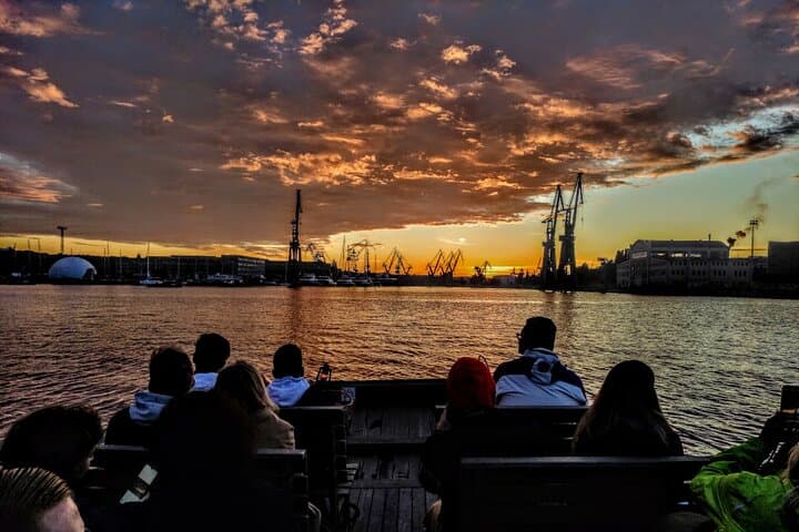 Sunset on the Shipyard and Old Town Evening Cruise