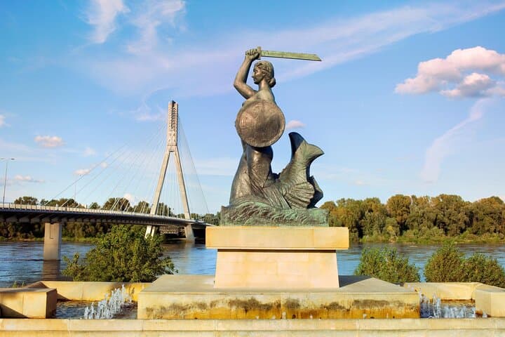 Arrival Transfer: Chopin Airport WAW to Warsaw by Van