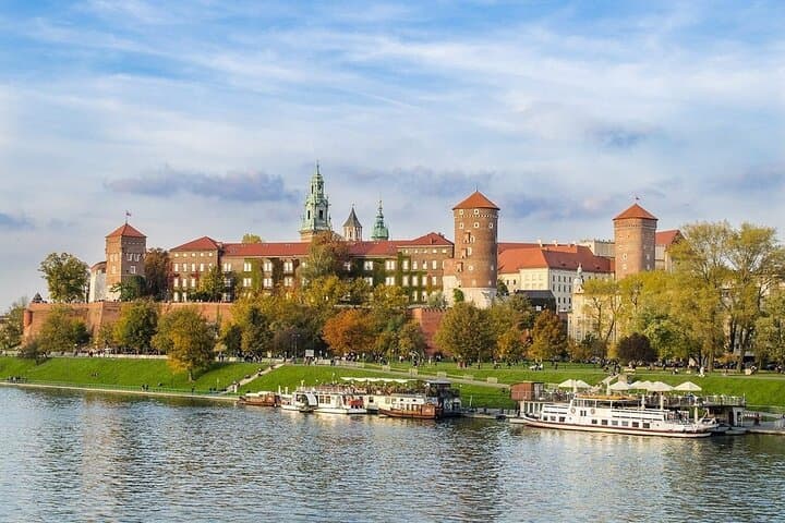 Good Morning Krakow Walking Tour with Traditional Breakfast