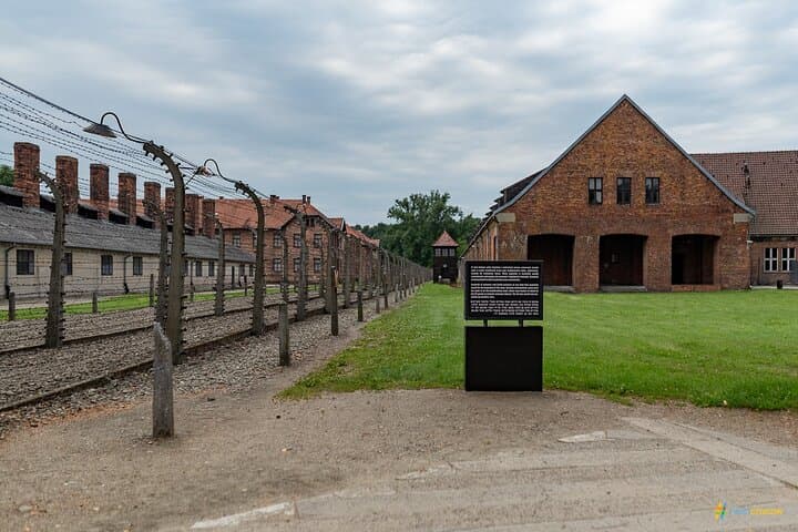 Auschwitz-Birkenau & Wieliczka Salt Mine – One Day Guided Trip