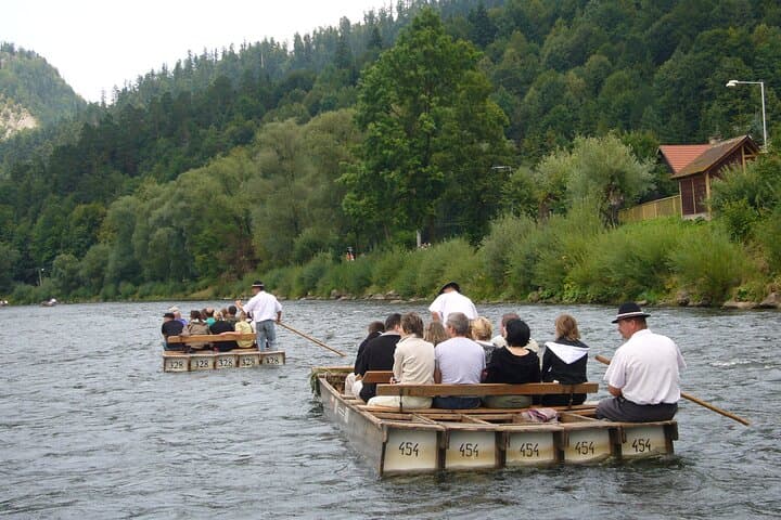 Best Value Tour for Classic Rafting in Dunajec River Gorge from Krakow