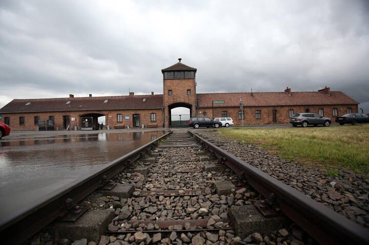 Auschwitz Birkenau tour from Krakow