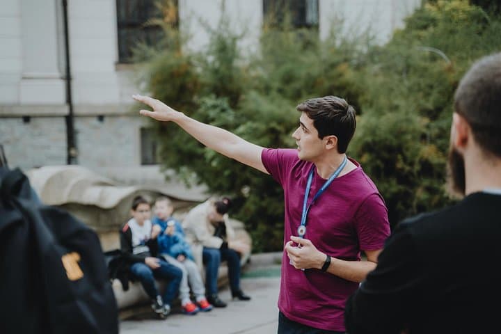 Krakow Highlights: Old Town & Wawel Hill Free Walking Tour