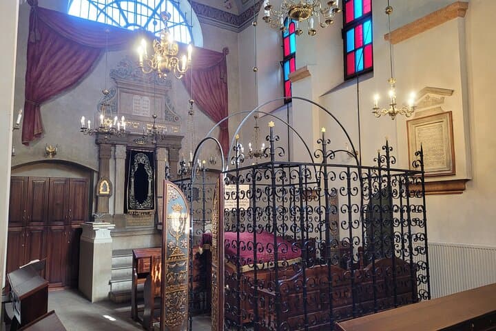 Private Krakow Jewish Quarter Tour. Kazimierz and Jewish Ghetto