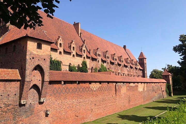 Malbork Castle and Westerplatte Tour with Lunch