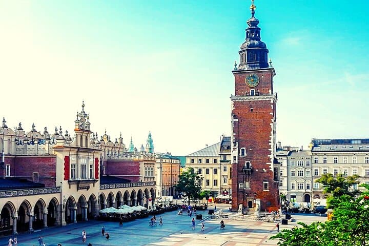 Krakow and Auschwitz Small Group Tour from Lodz with Lunch