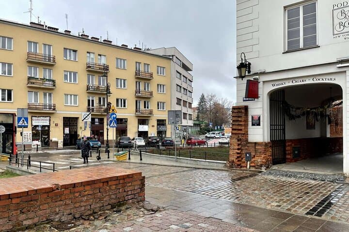 Warsaw's Old Town A Self-Guided Audio Tour