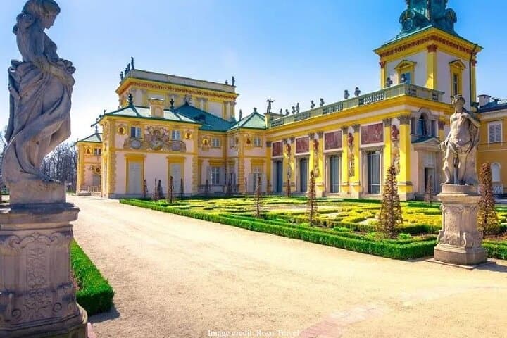 A Day in Warsaw: Private Full-Day Highlights Tour