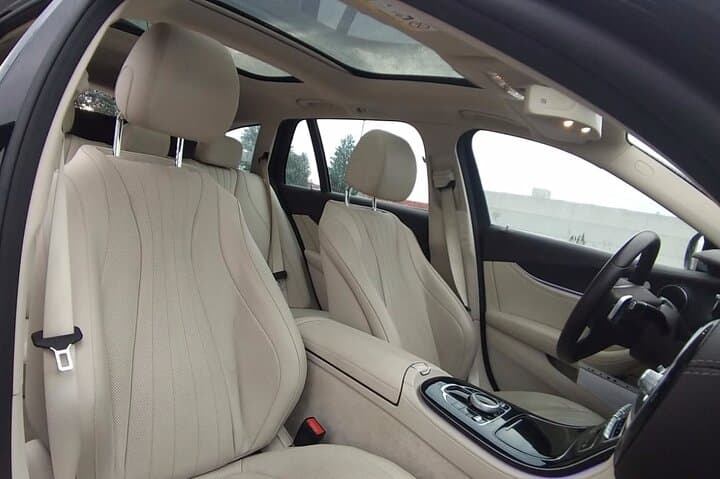 Warsaw Chopin Airport (WAW) to Warsaw - Arrival Private Transfer