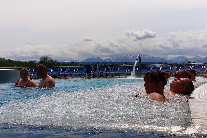Private Full-Day Dunajec Rafting and Thermal Baths Tour from Krakow