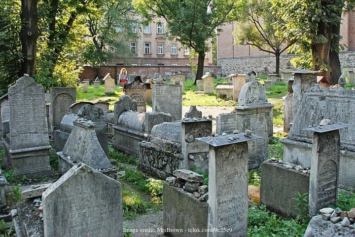 Discover Krakow's Jewish Heritage: Private Walking Tour