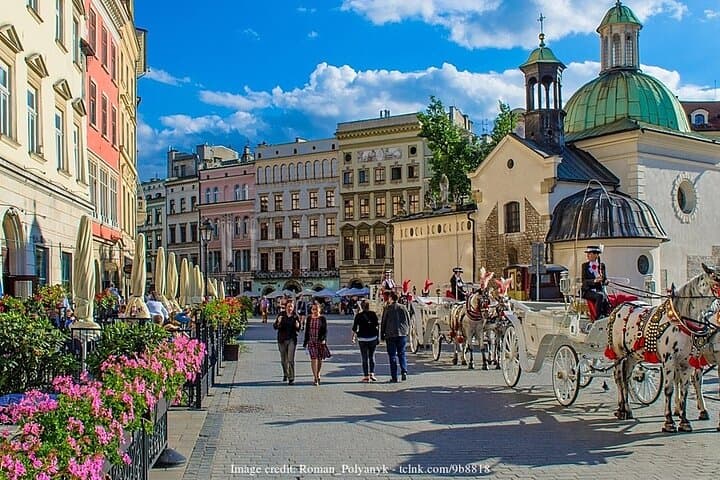 Welcome to Krakow: Private 2-hour Old Town Walking Tour