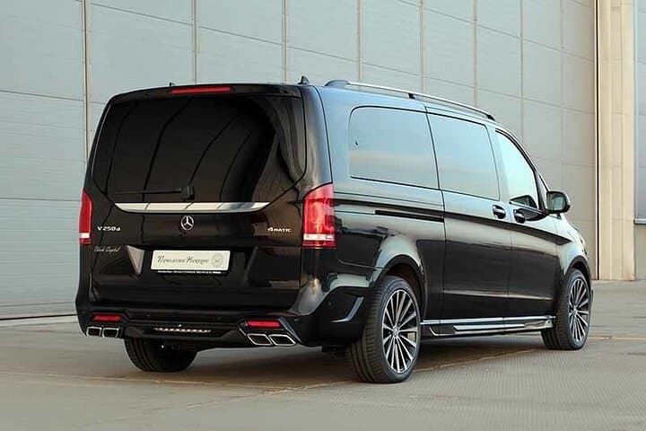 CO2-Offset Arrival Transfer Warsaw Airport WAW to Warsaw City