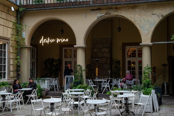 Private Guided Walking Tour in Krakow Wine Bars