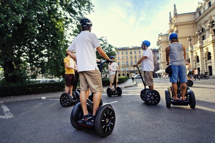 Warsaw: Skyline & Modern City Segway Tour (1.5 Hours)