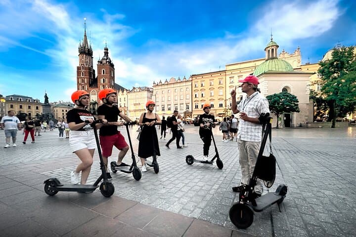 Krakow Scooter Tour: Old Town & Jewish Quarter -4-Hour Full Tour