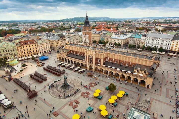 Krakow Old Town and Cloth Hall Private Guided Tour