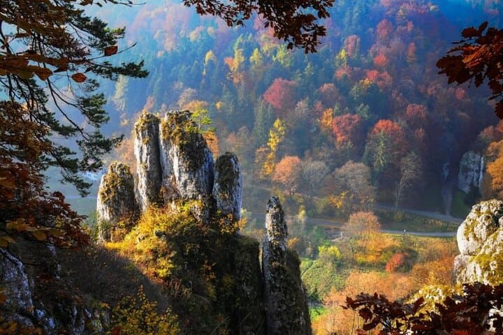 Ogrodzieniec Castle & Ojcow National Park Tour