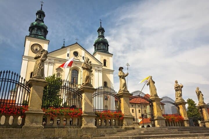 Wadowice & Kalwaria Zebrzydowska & Lanckorona Tour