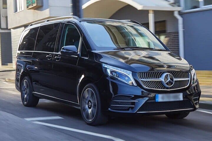 CO2-Offset | Minivan Arrival Transfer from Krakow KRK to Krakow
