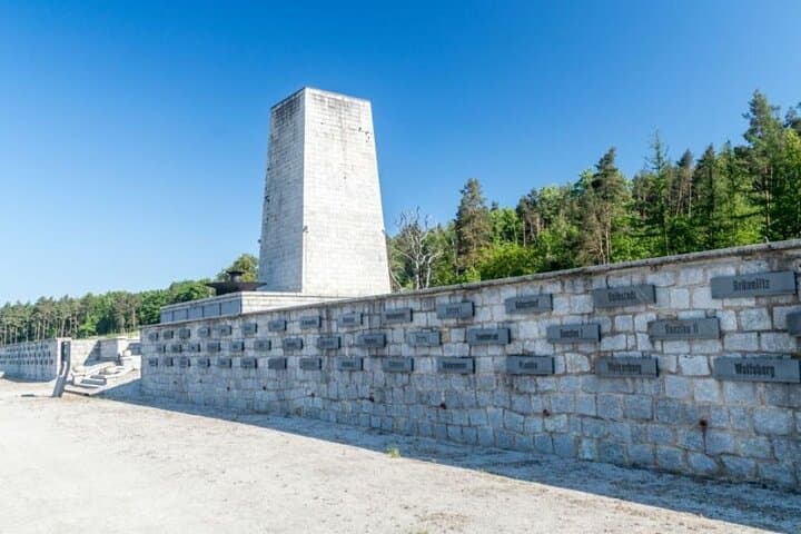 5 Hour Private Historical Tour to Gross Rosen Concentration Camp